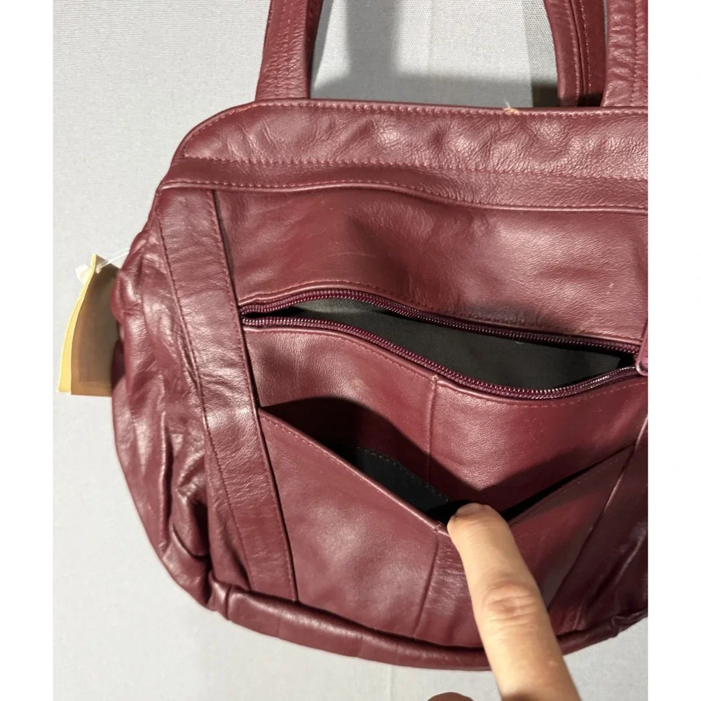Hazelwood Women's Burgandy Genuine Leather Boho Shoulder Purse - NWT